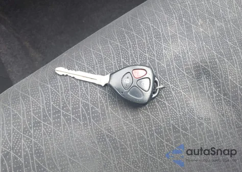 2008 Toyota Yaris из США, поврежденный, VIN JTDBT903681242747